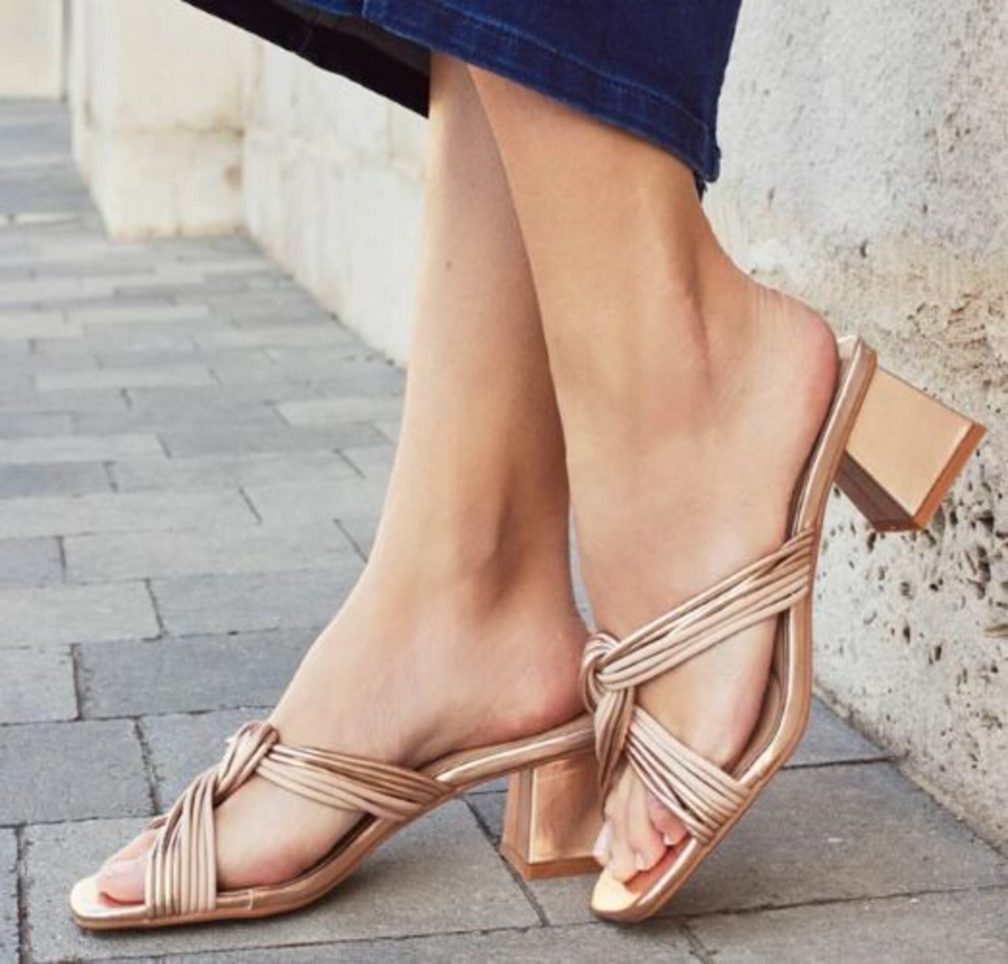 SANDALIAS PLANAS - 3