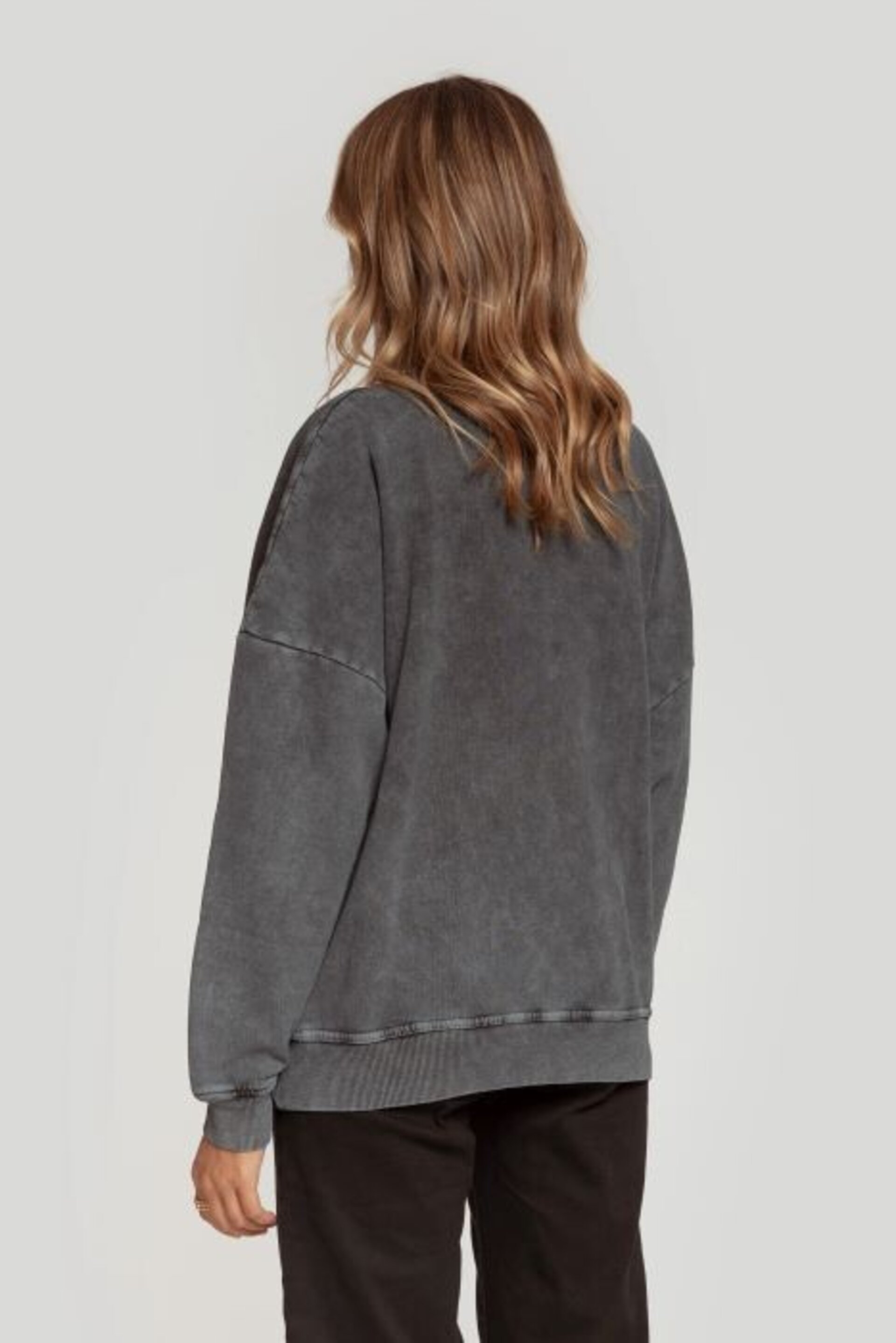 SUDADERA WILD MUJER - 3